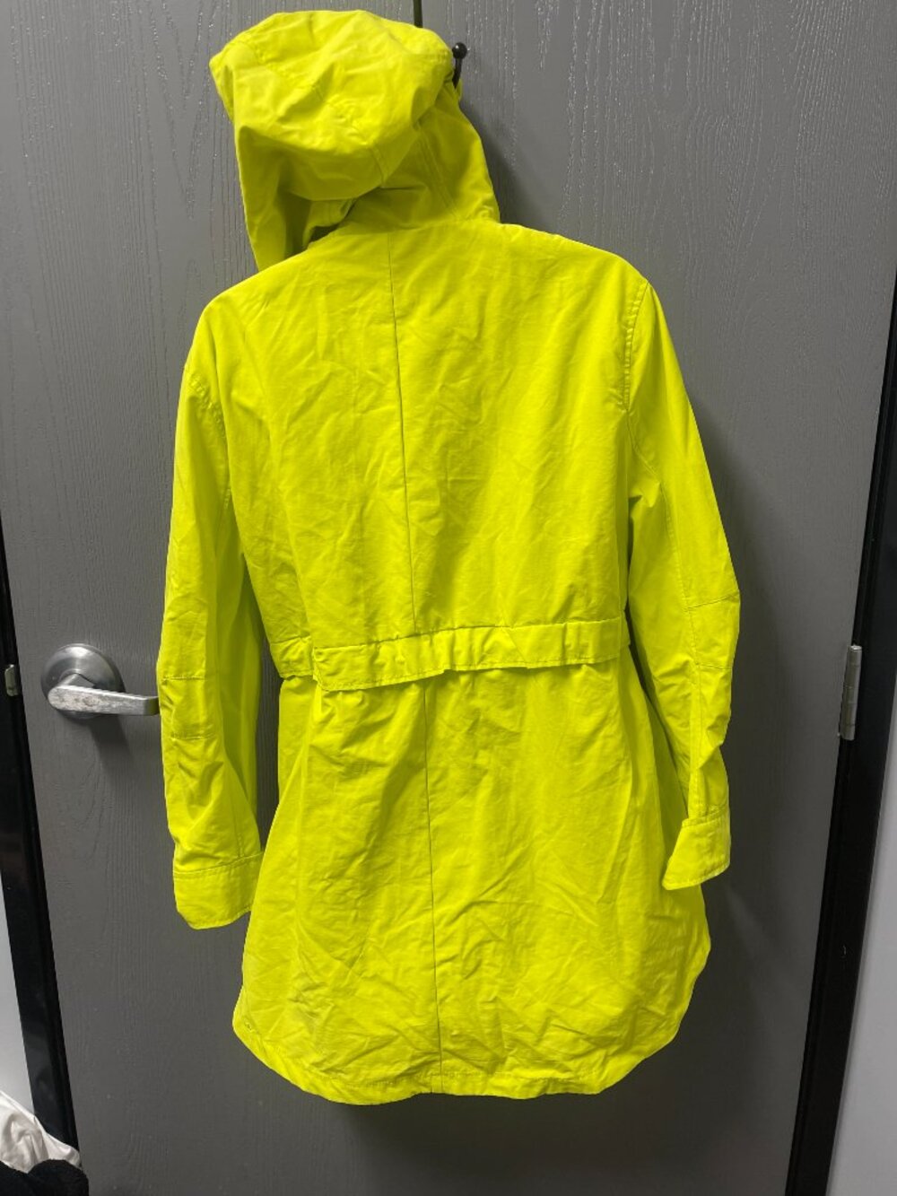 J.Crew Neon Yellow Hooded Anorak Little Nightmares Inspired Raincoat MP - Picture 2 of 9
